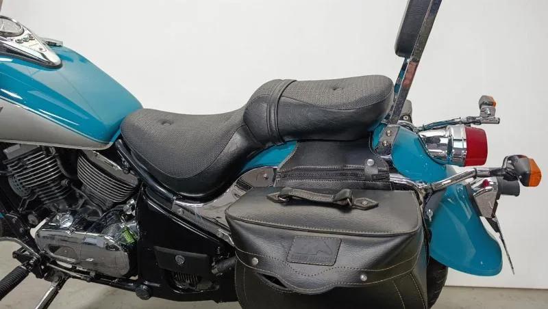 VN 800