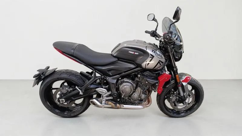 TRIDENT 660