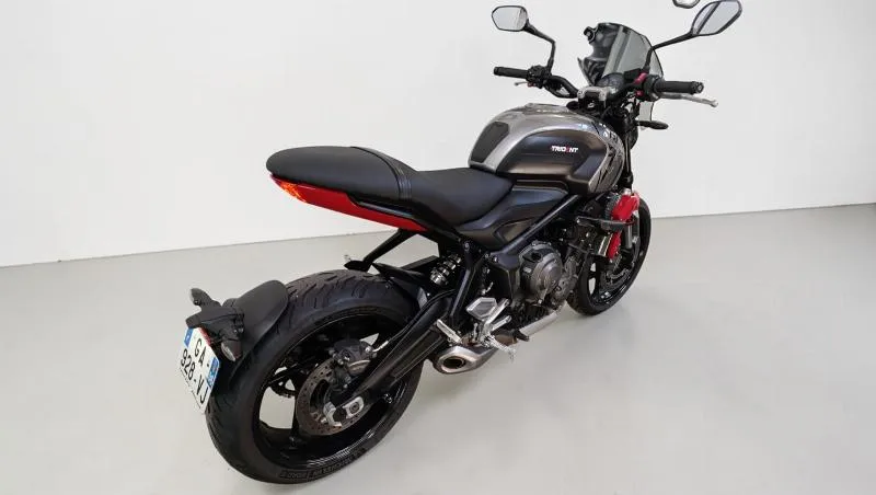 TRIDENT 660