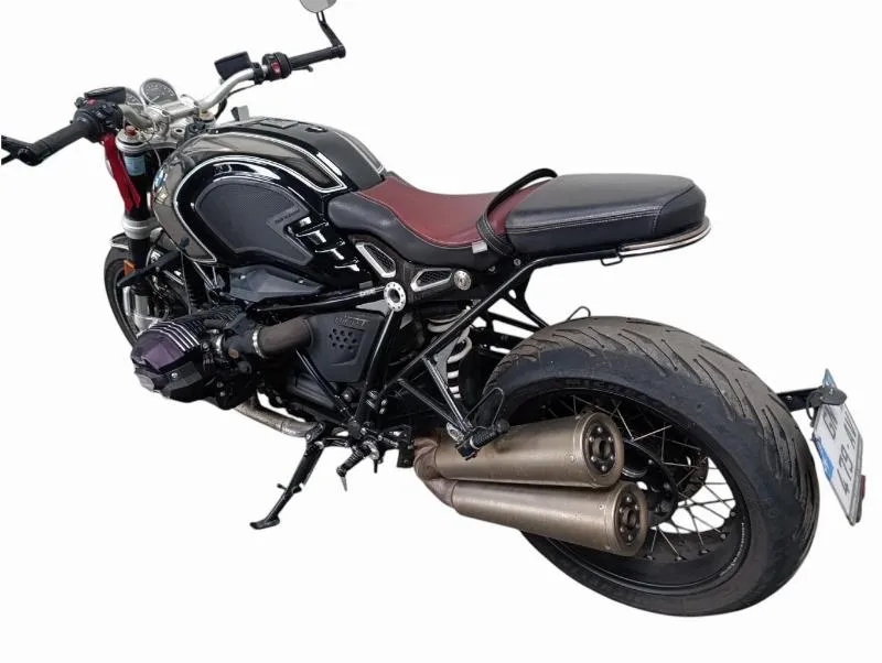 R NineT