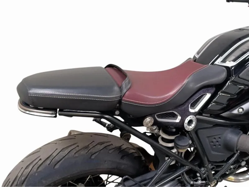 R NineT