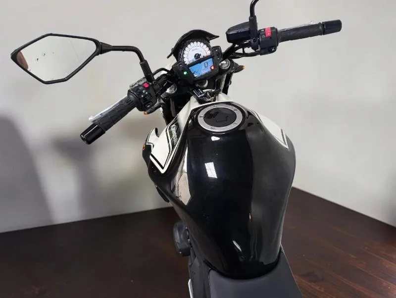 ER6