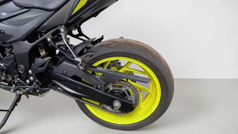 GSXS 750
