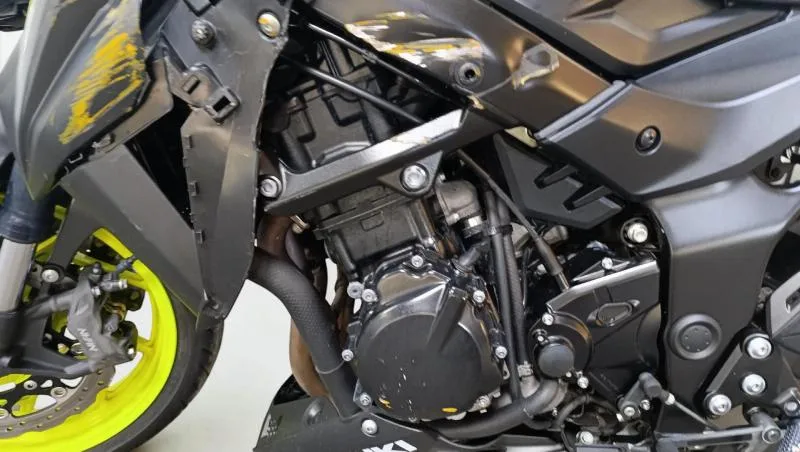 GSXS 750