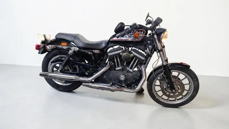 SPORTSTER 883