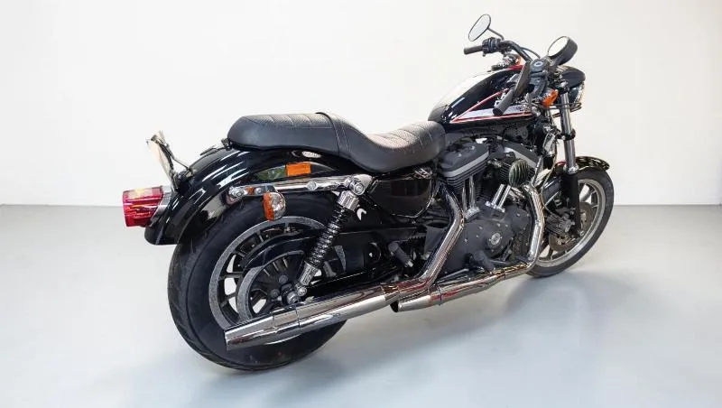 SPORTSTER 883