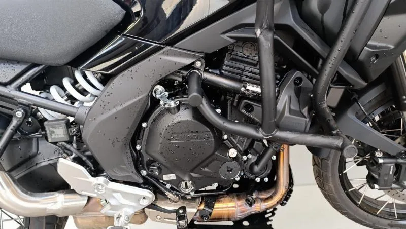 MT 700