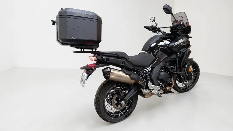 MT 700