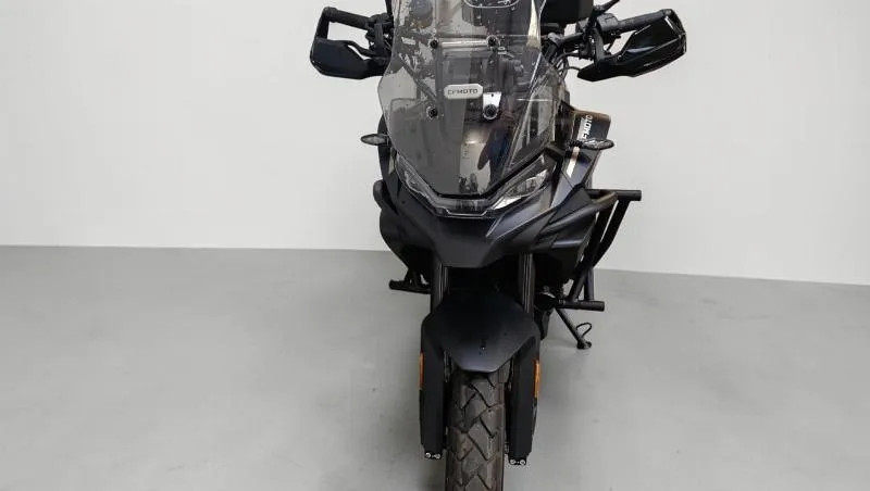 MT 700