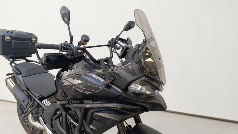 MT 700