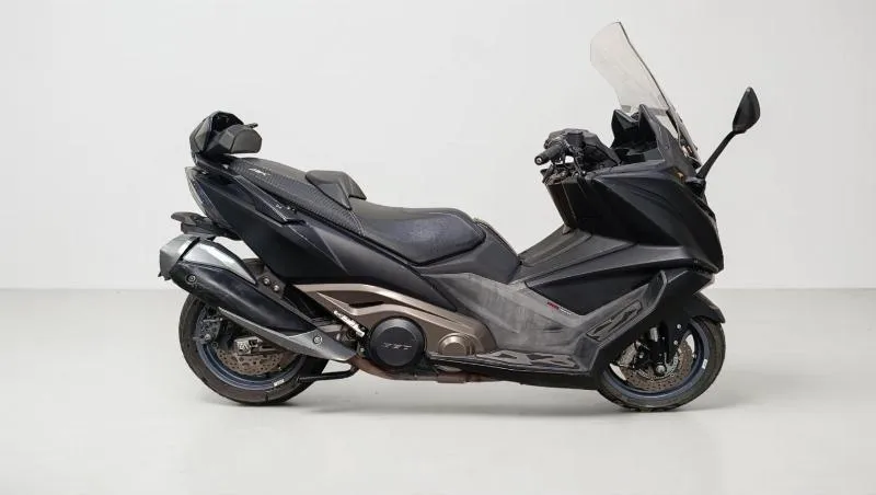 AK 550