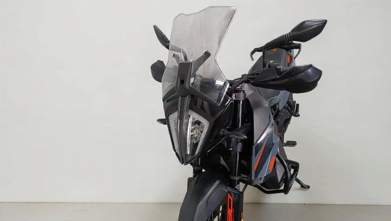 890 ADVENTURE