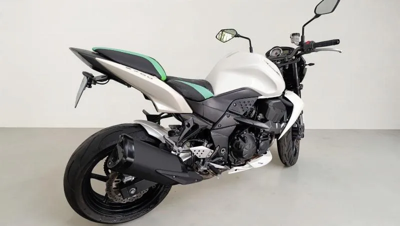 Z 750