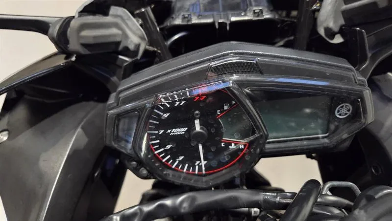 YZFR3