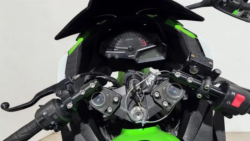 NINJA 300