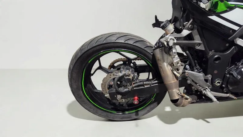 NINJA 300
