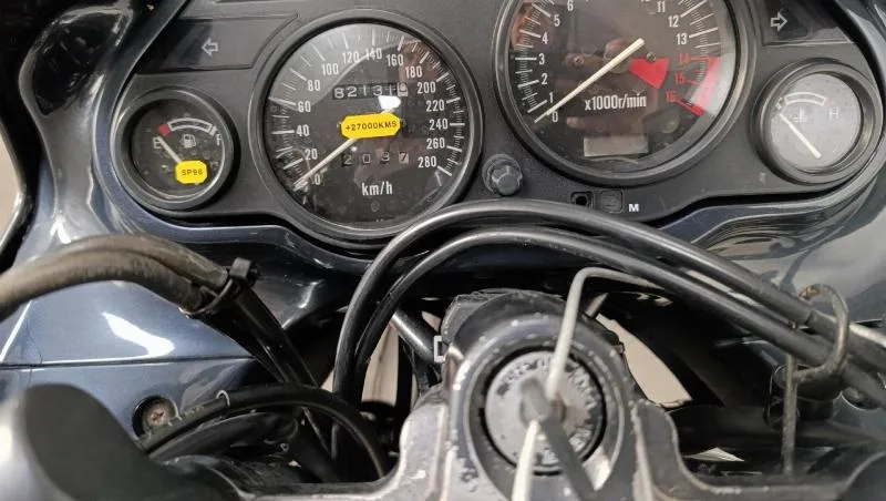 ZZR 600