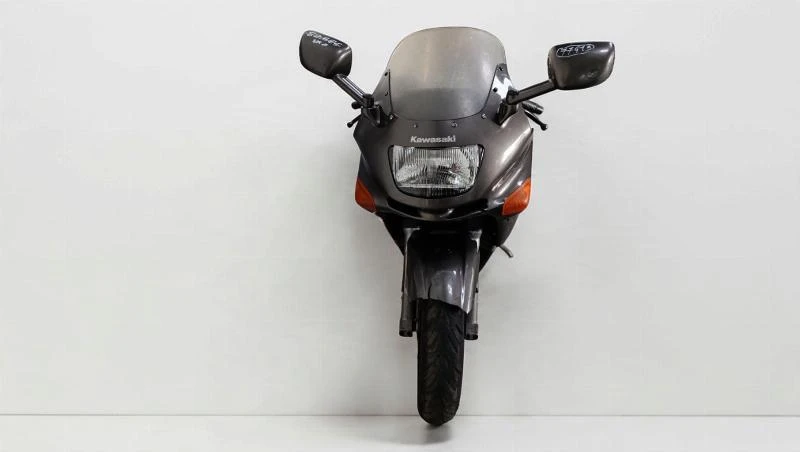 ZZR 600
