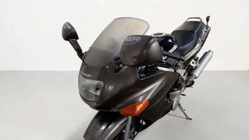 ZZR 600