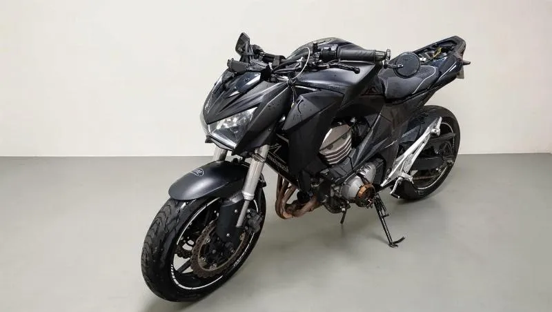Z 800