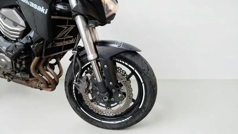 Z 800