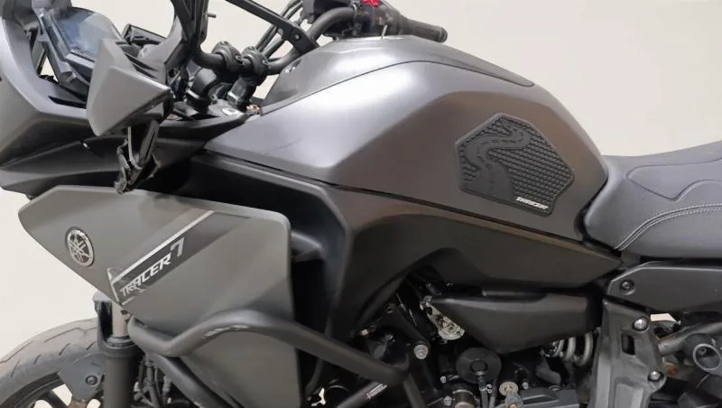 TRACER 700