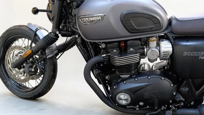 Bonneville Bobber 1200
