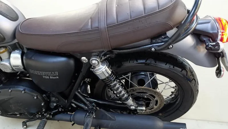 Bonneville Bobber 1200