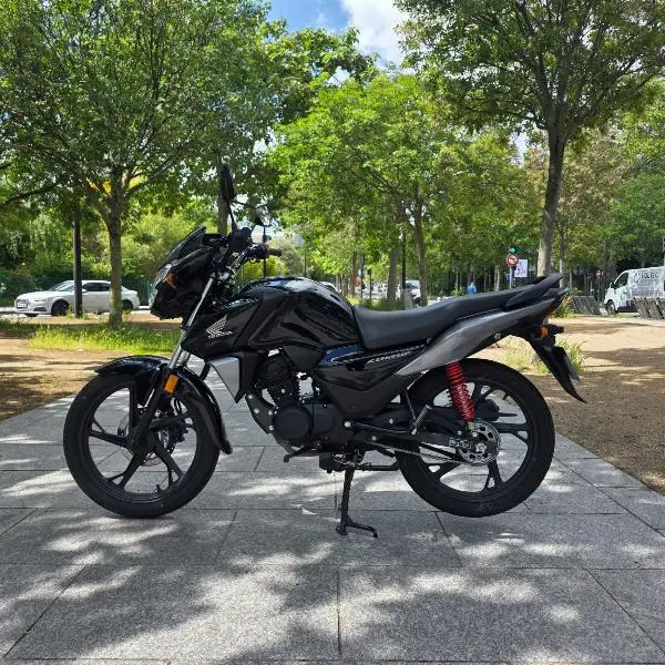 CB 125
