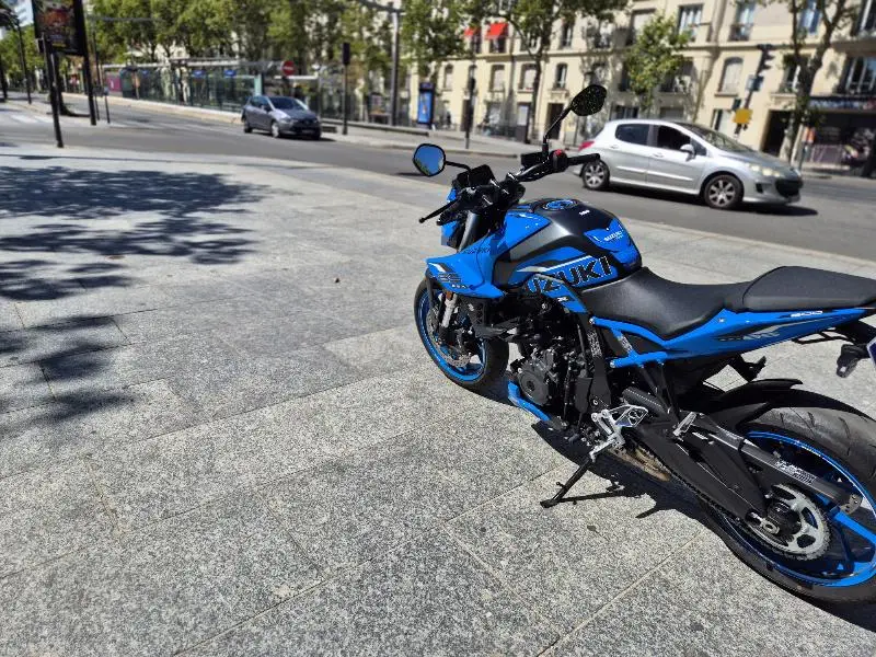 GSX8S