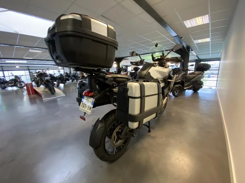 TIGER 1200 EXPLORER