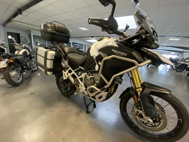 TIGER 1200 EXPLORER