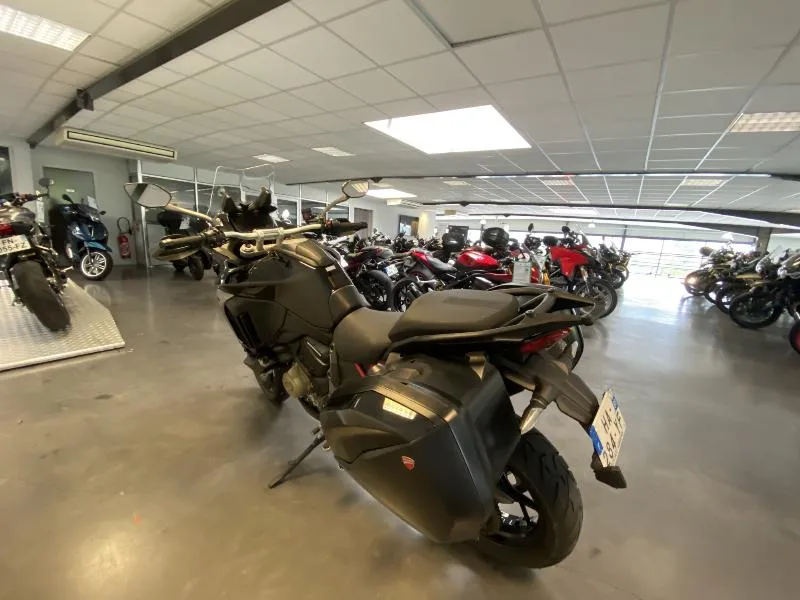 MULTISTRADA V4 S