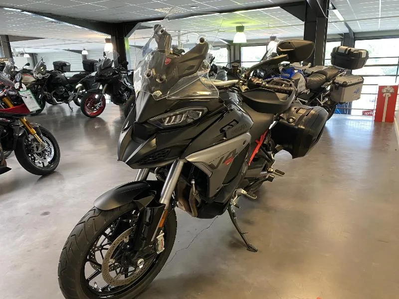 MULTISTRADA V4 S