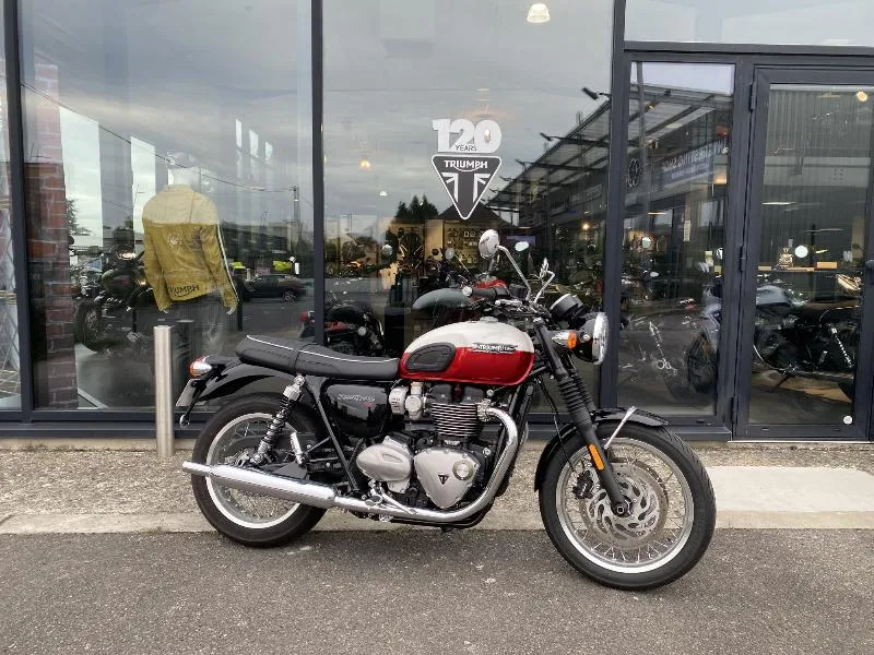 BONNEVILLE T120