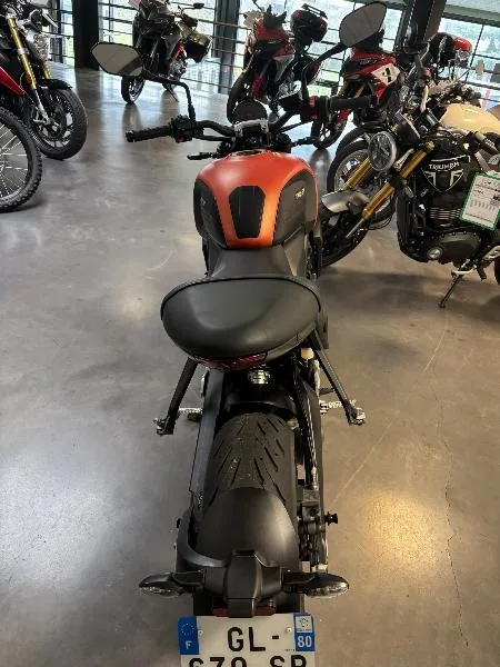 TRIDENT 660