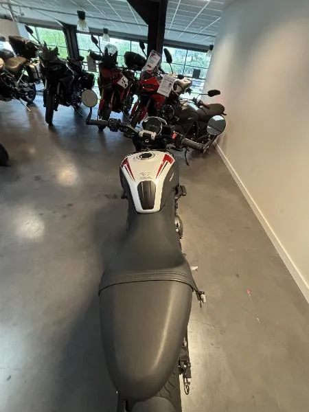 TRIDENT 660