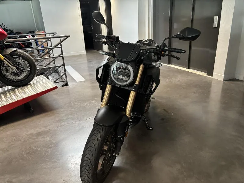 CB 650 RA