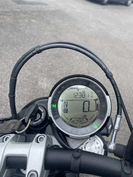 SCRAMBLER 800 NIGHTSHIFT