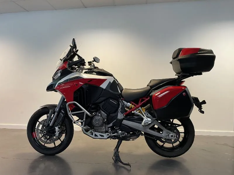 MULTISTRADA V4 S
