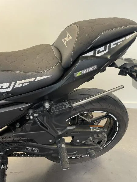 Z650  Z650