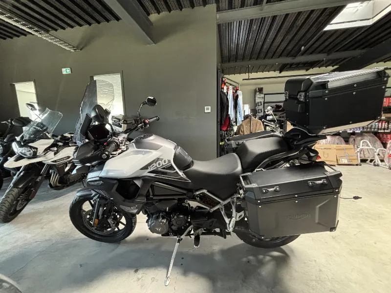 TIGER 1200 GT PRO