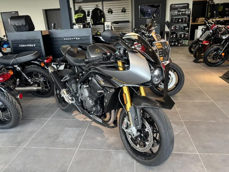SPEED TRIPLE 1200 RR