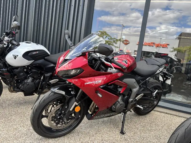 	DAYTONA 660