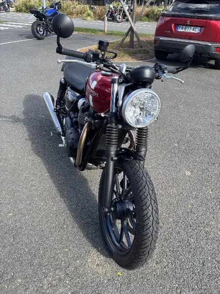 STREET TWIN  900