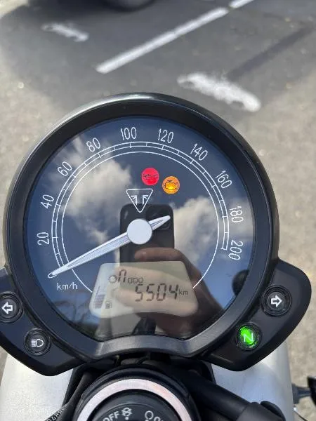 STREET TWIN  900