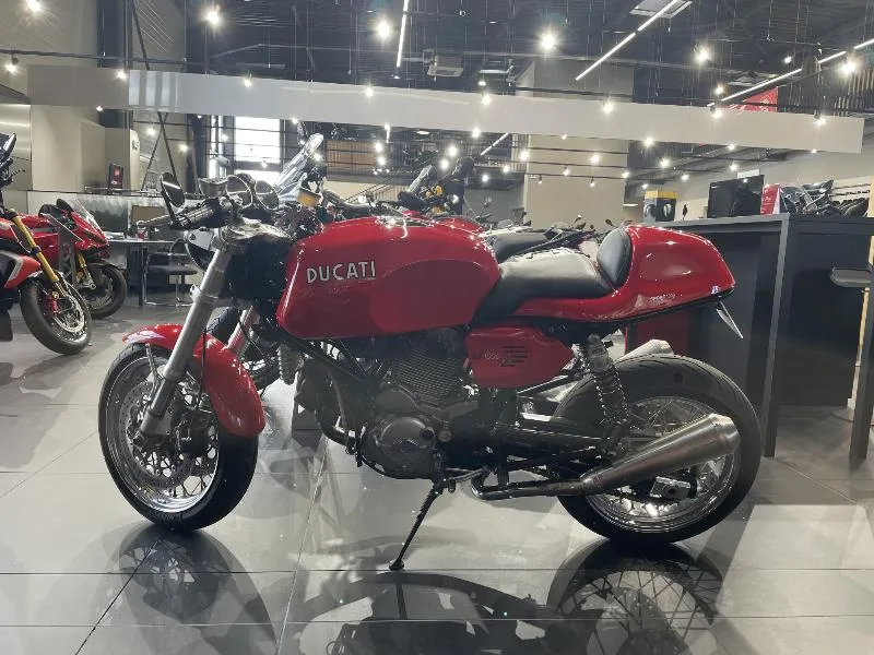GT 1000