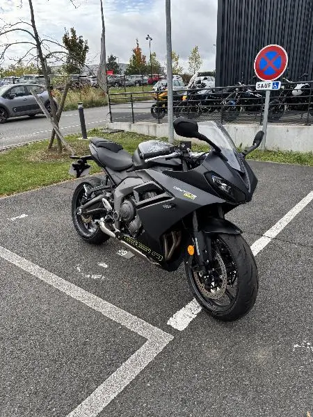 	DAYTONA 660
