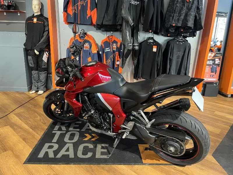 CB 1000 R