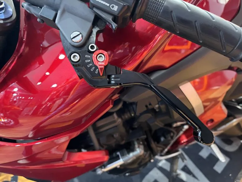 CB 1000 R